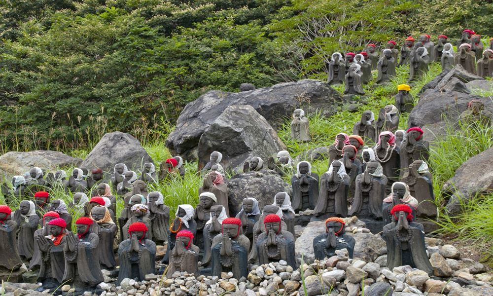 宇都宮ホテル丸治　観光地　殺生石