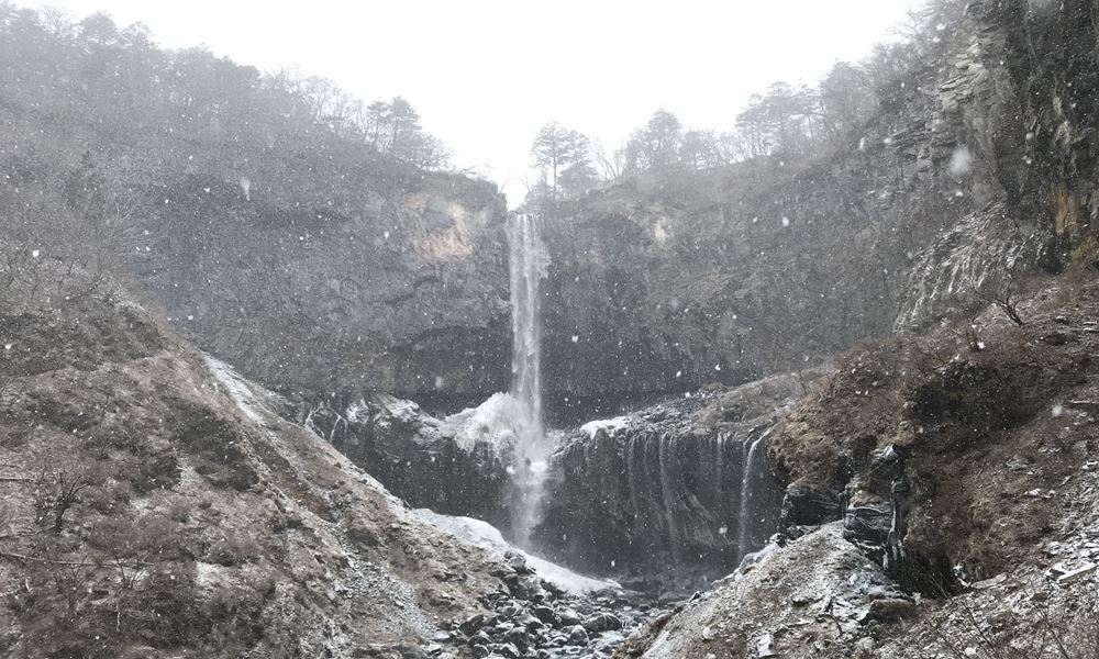 宇都宮ホテル丸治　観光地　華厳の滝